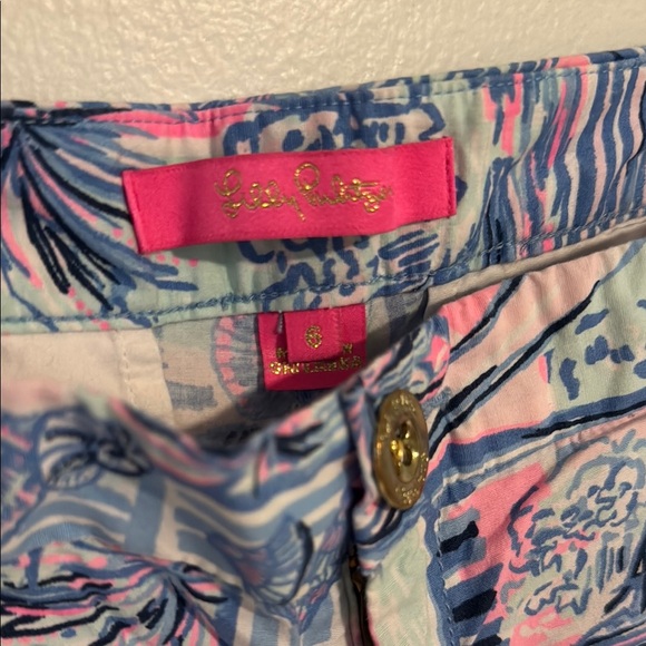 Lilly Pulitzer Boat print shorts - Picture 2 of 4
